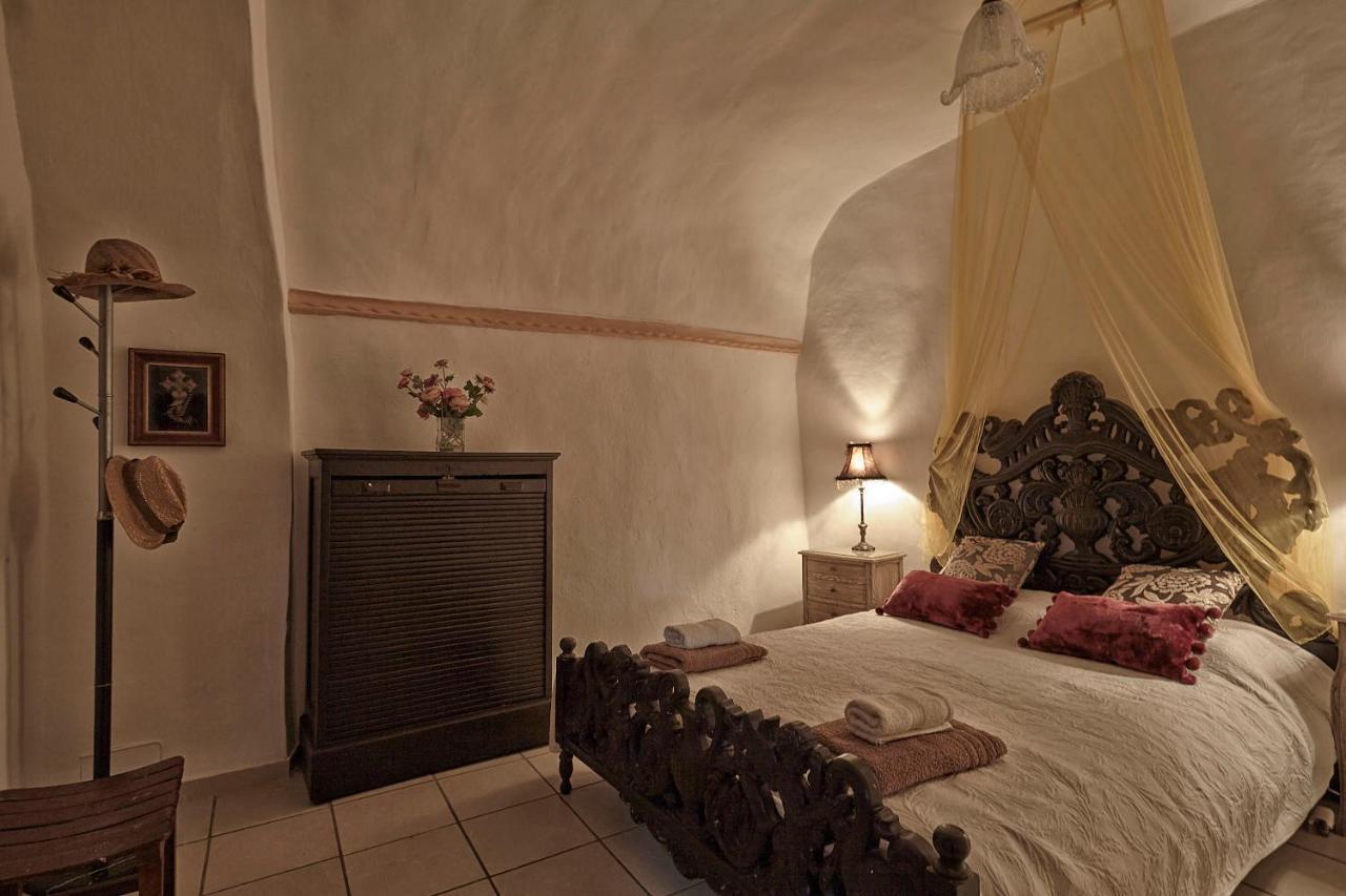 Santorini Cave Houses Vóthon Buitenkant foto
